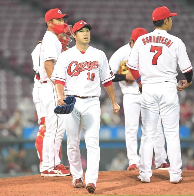 広島カープ9月の1試合平均7失点