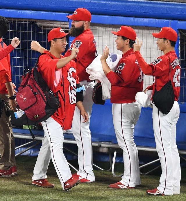 カープ塹江が火消しで2勝目！150キロで2死満塁のピンチを無失点