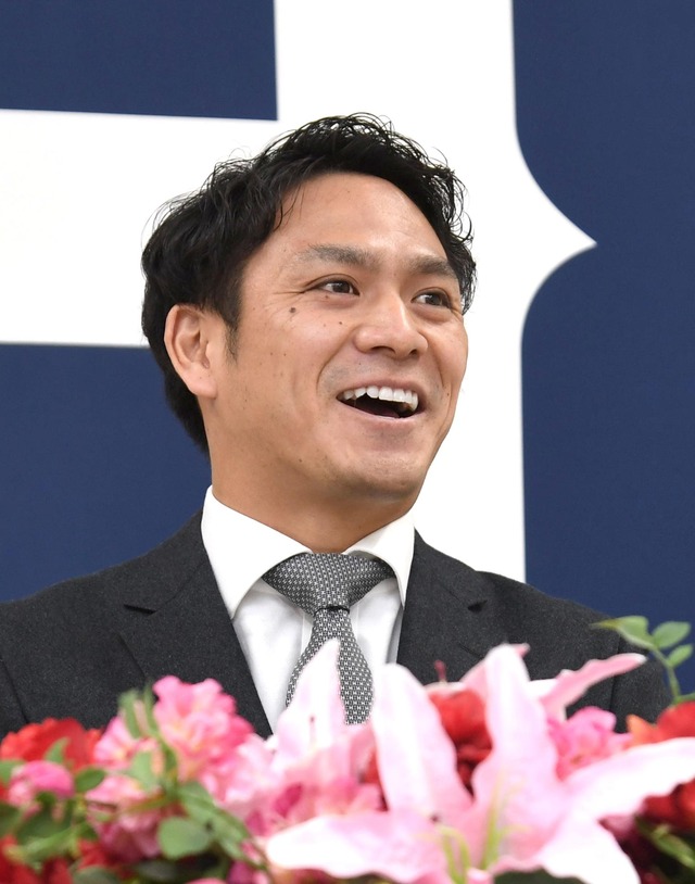 カープ田中広輔現状維持年俸1億5000万+出来高2年契約契約更改