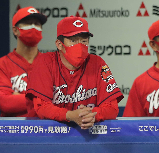 カープ佐々岡監督、バント連続失敗