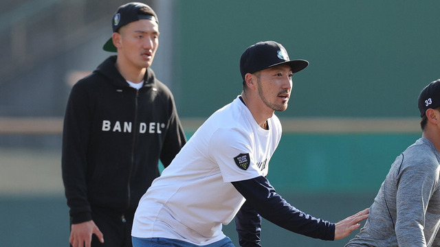 カープ菊池矢野＆阪神熊谷らの合同自主トレ動画公開