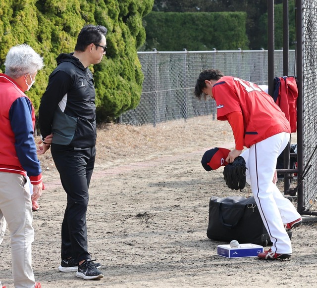 カープ黒田博樹アドが20年ぶりに由宇球場で2軍戦を視察 (2)