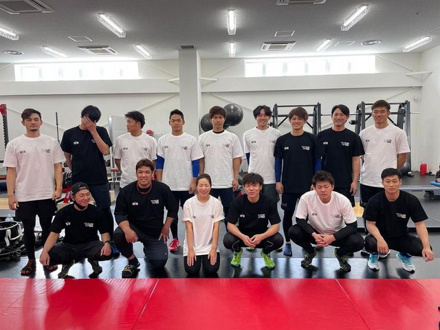 中村奨成小林誠司合同自主トレ2