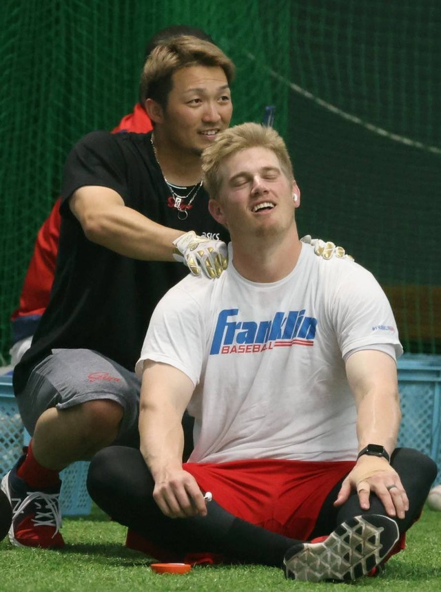 鈴木誠也＆クロン