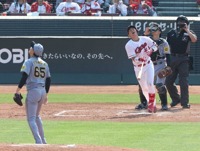 佐々木泰満塁のチャンス