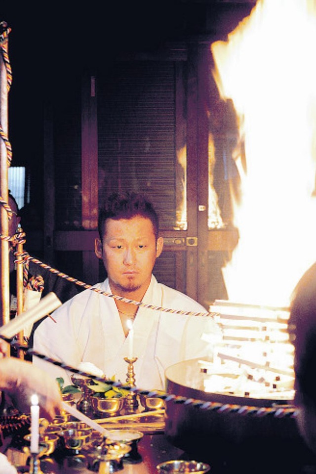 中田翔_護摩行