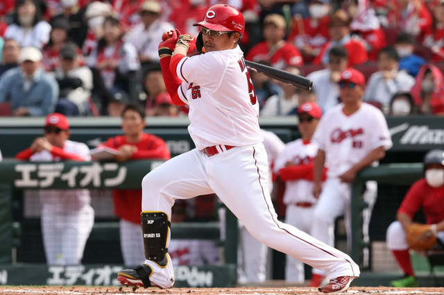 カープ松山、同点タイムリー内野安打！九里の負けがなくなる！
