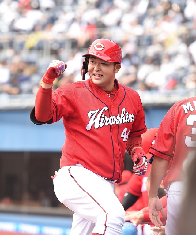 カープ林晃汰プロ1号ホームラン (2)