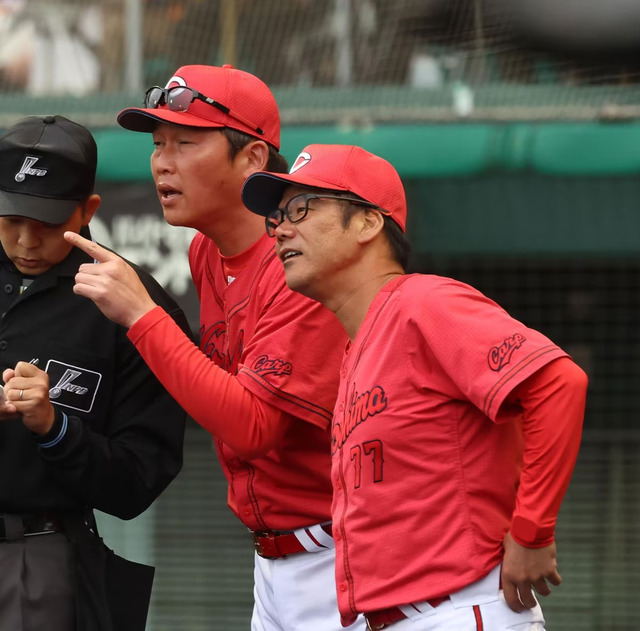 カープ藤井ヘッドコーチは新井監督を裏で操る『真の監督』だという風潮ｗｗｗ