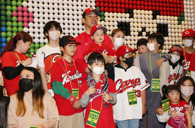 秋山翔吾「広島の人はカープ選手を自分達の子供やお兄さんの様に見ている」