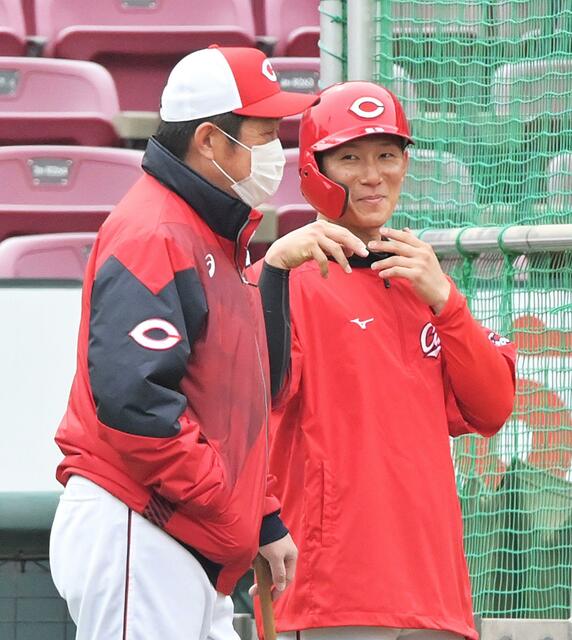 カープ石原貴規、2軍落ち。佐々岡監督「危機感を持って」