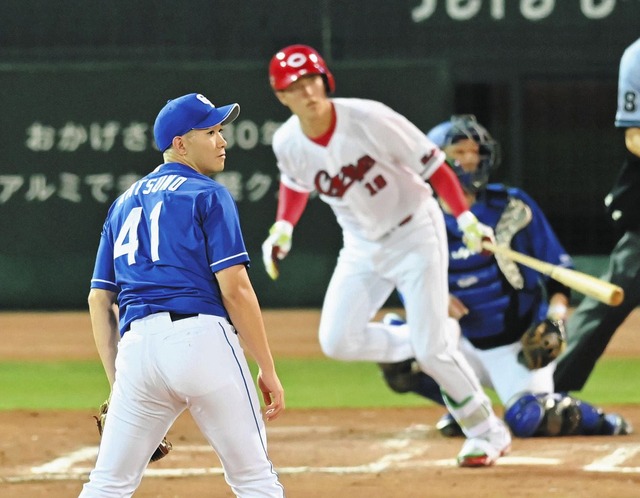 中日スポーツ記者がカープを褒める