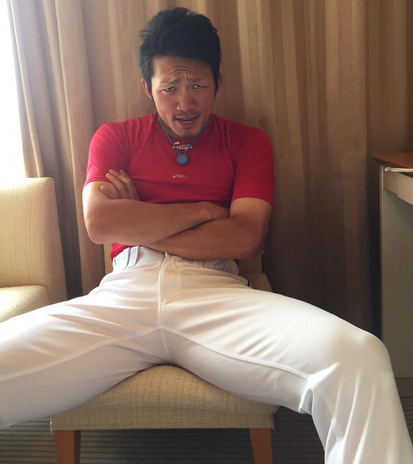 鈴木誠也_変顔
