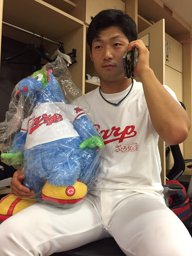 岡田明丈_スマホ