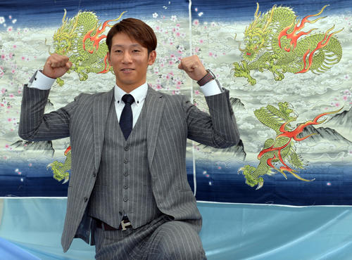 西川龍馬契約更改2019