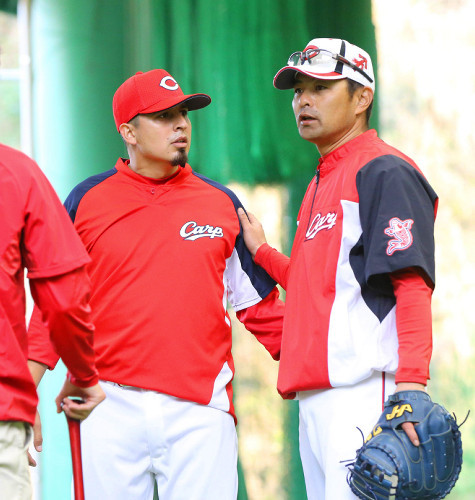 広島ペーニャ_緒方監督