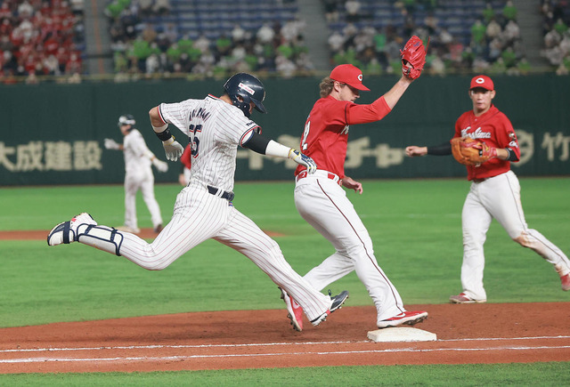 カープ佐々岡監督のマシンガン継投成功!バード&ケムナ