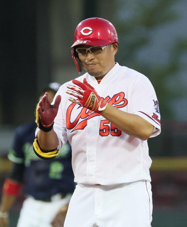 カープ5番松山、4番鈴木誠也の打点に追いつく