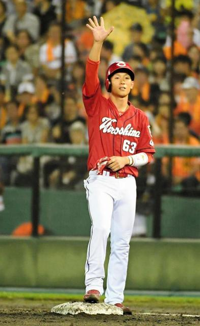 西川龍馬代打決勝タイムリー_02
