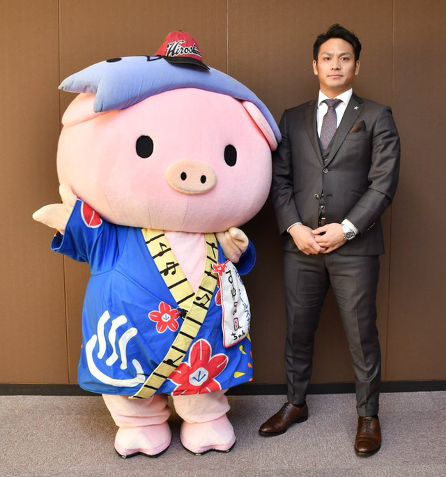 田中広輔2017年セリーグトップ項目