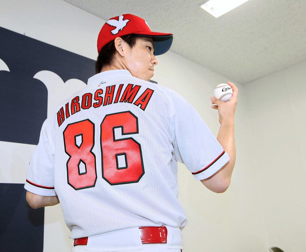 マエケンピースナイター背番号86