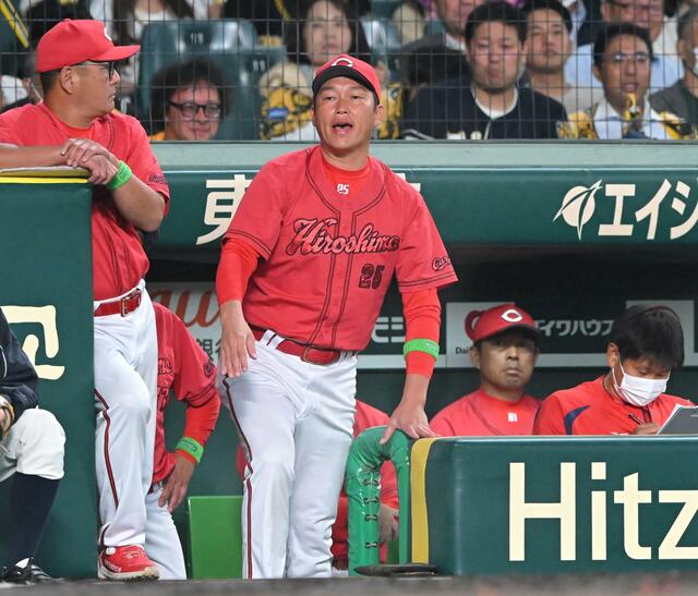 新井監督は韮沢の守備に「ゲッツーを狙いにいったのか確認したい」