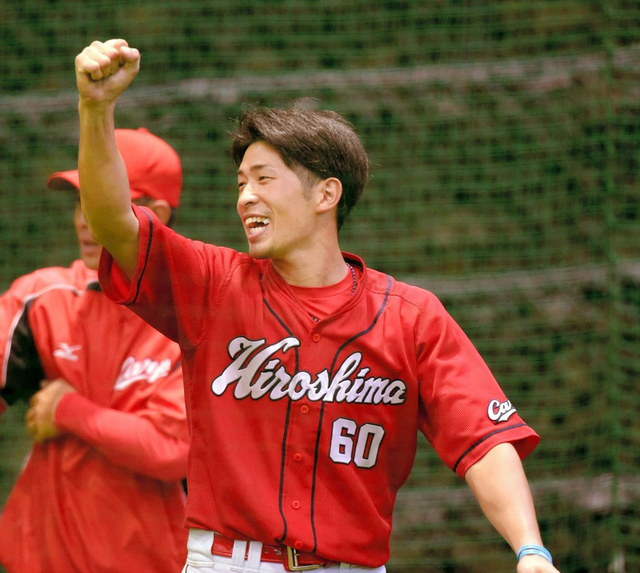 カープ安部契約更改