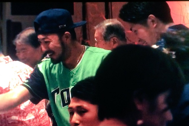 菊池涼介ヤクルトユニフォーム3