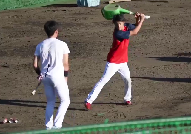 曽根海成ジョウロ虹