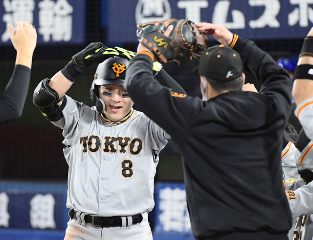 丸の決勝弾で巨人の10連敗ストップ。カープと3.5G差