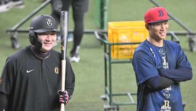 オリックス西川が巨人丸と再会し丸ポーズ＆敬礼ポーズ