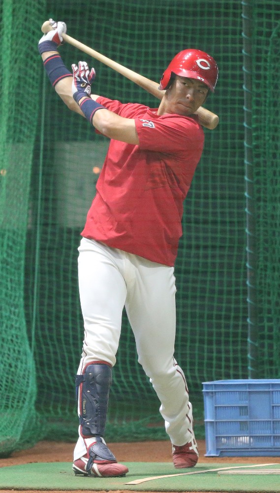 カープ野間、代走＆守備固めに「戻りたくない」 (2)