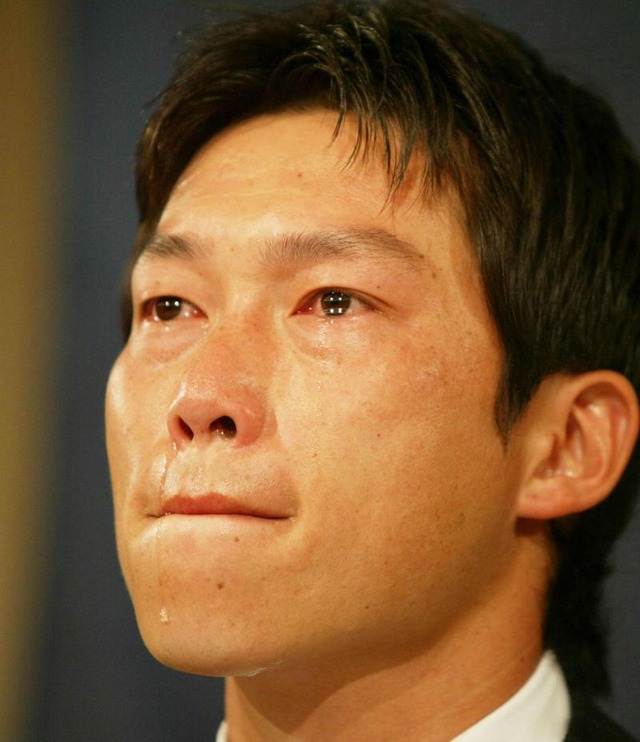 新井さんFA涙