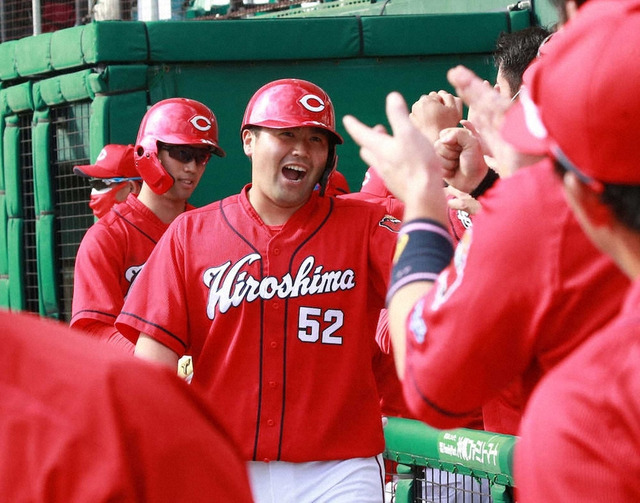 カープドラ6末包巨人戸田から1号2ランホームランオープン戦