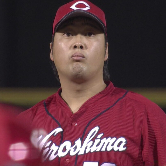中崎翔太驚く
