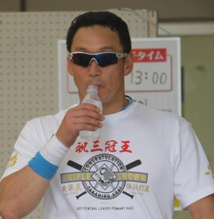 金本新井三冠王Tシャツ