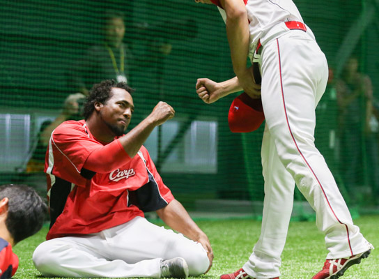 広島ルナ打撃守備