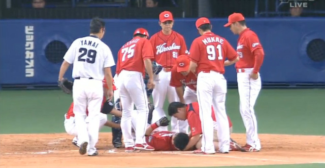 會澤山井頭部死球_07