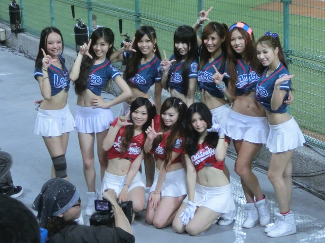 台湾野球チアガール