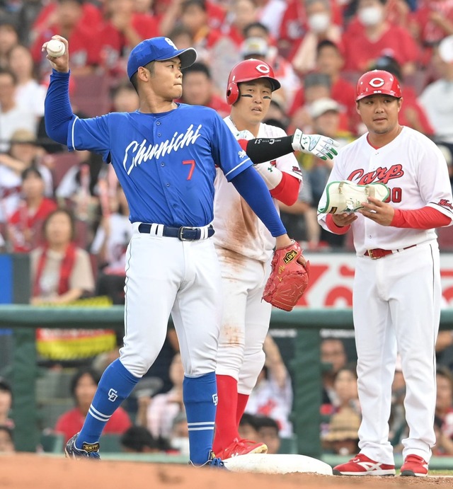 カープ秋山4号!根尾を3回6得点KOで6連勝