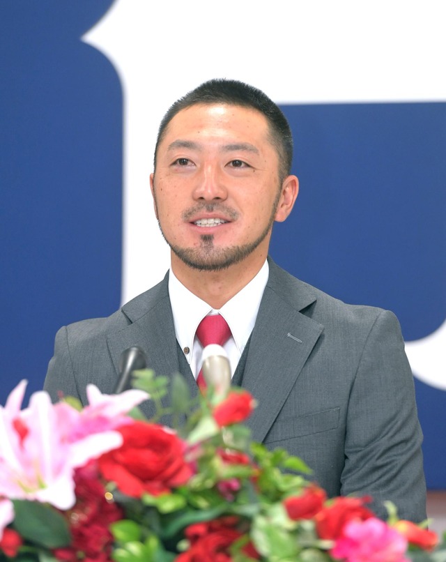 カープ菊池涼介現状維持の年俸3億円で契約更改