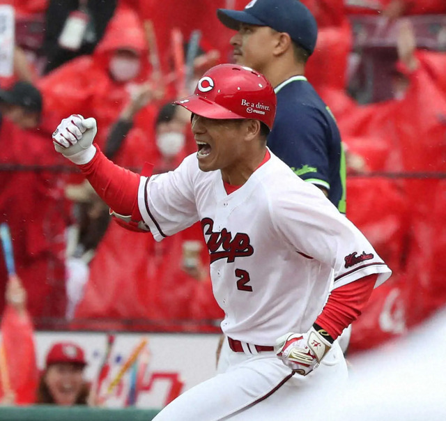 カープ田中広輔(兄)、長打率チーム1位！復活を超えたパワーフォルムに“進化”