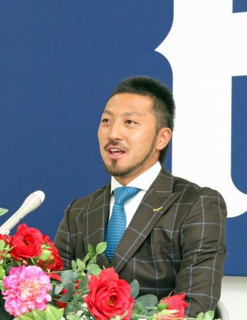 菊池涼介_契約更改_2016_03