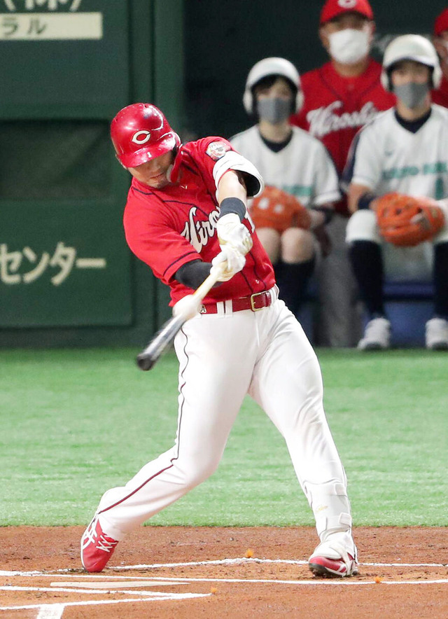 カープ鈴木誠也2発目!17号3ランホームラン!猛打賞2発5打点