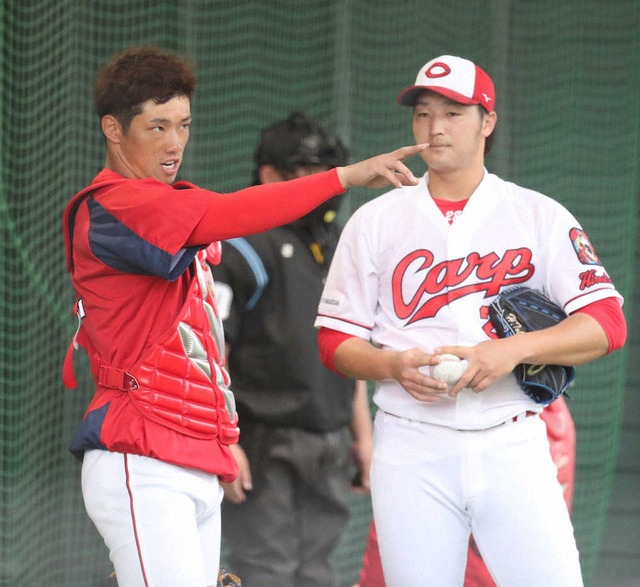 カープ中村奨成、天国のノムさんに活躍誓う_02