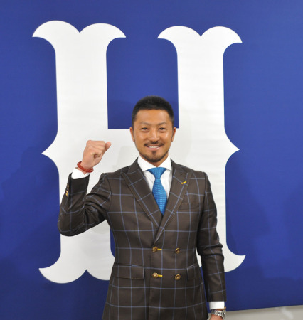 菊池涼介_契約更改_2016_02