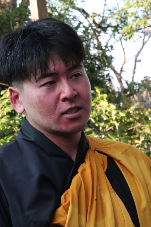 會澤翼護摩行2020年_火傷
