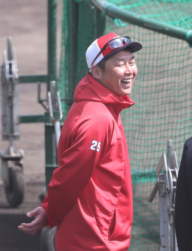新井監督