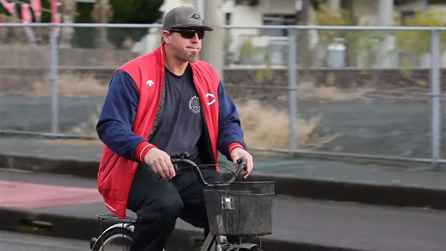 エルドレッド日南キャンプ自転車広島カープ
