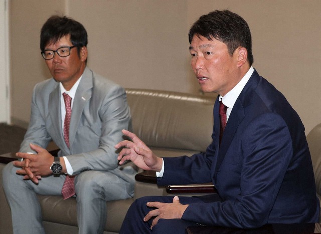 カープ新井監督「小園は幼い頃からスーパースター。でも凄く素直」